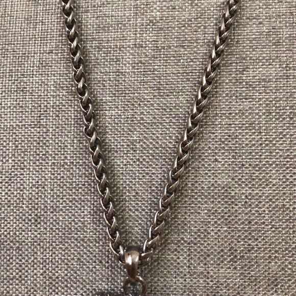 Large Iridescent Pendant Black Chain Necklace - Picture 4 of 4